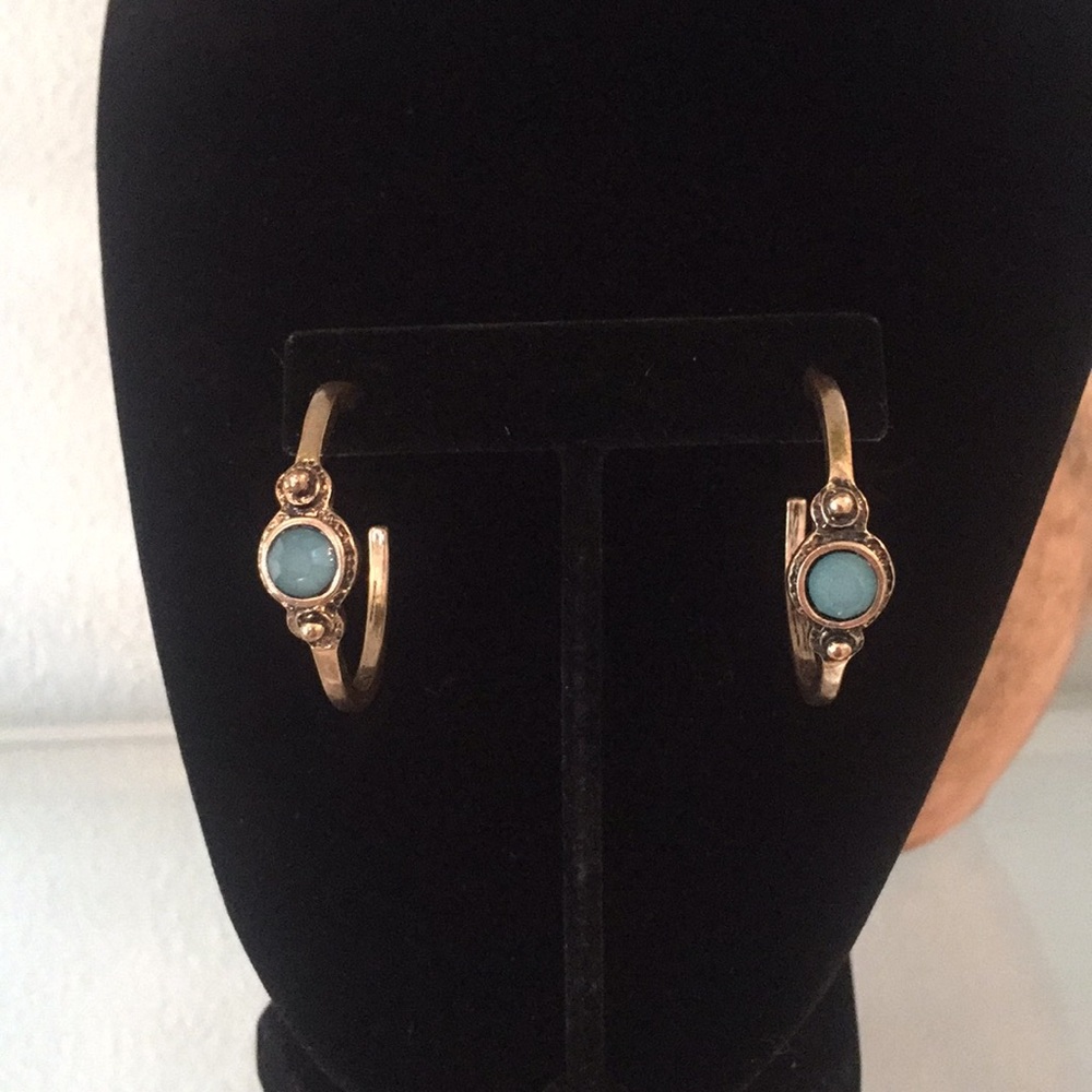 Turquoise and gold earrings
